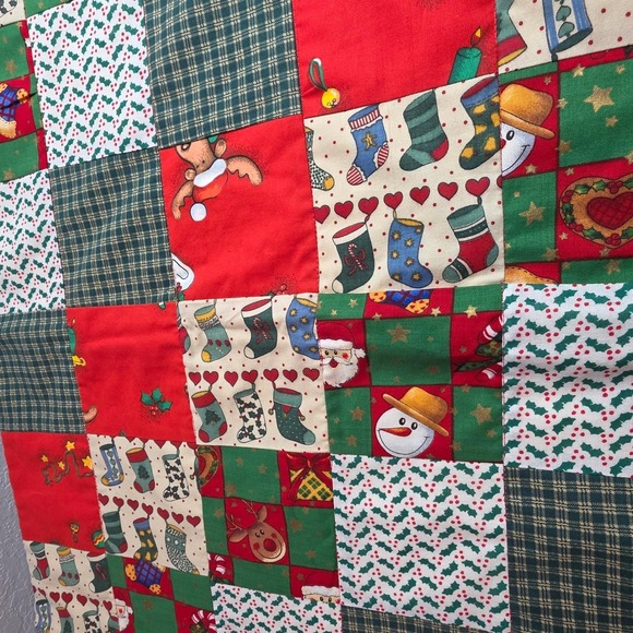 Homemade Christmas Quilted Patchwork Runner Santa Snowman Stockings Holly 38 in - Picture 3 of 4